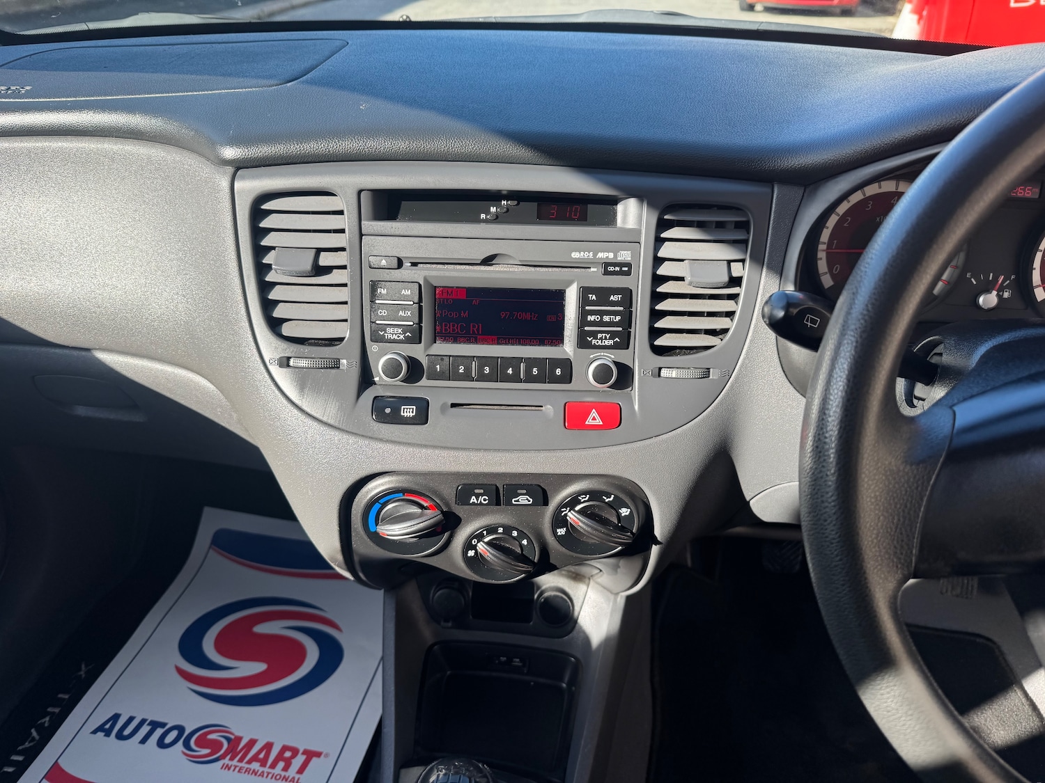 Used Kia Rio 2010 for sale - 76505087: Photo 11