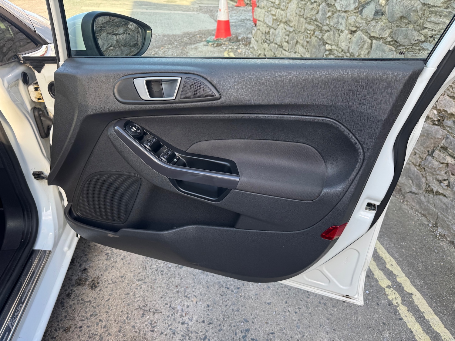 Used Ford Fiesta 2013 for sale - 77139266: Photo 17