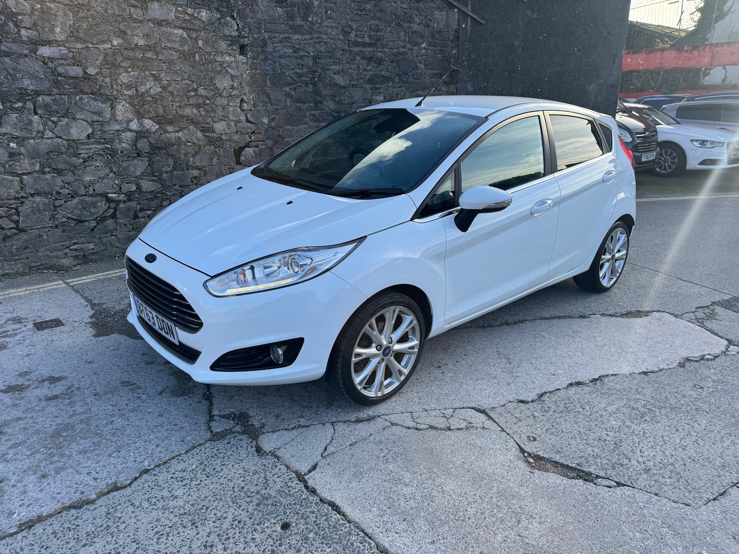 Used Ford Fiesta 2013 for sale - 77139266: Photo 2
