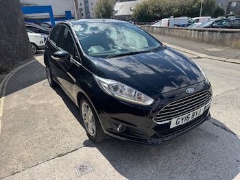 Used Ford Fiesta 2016 for sale - 79582315: Photo