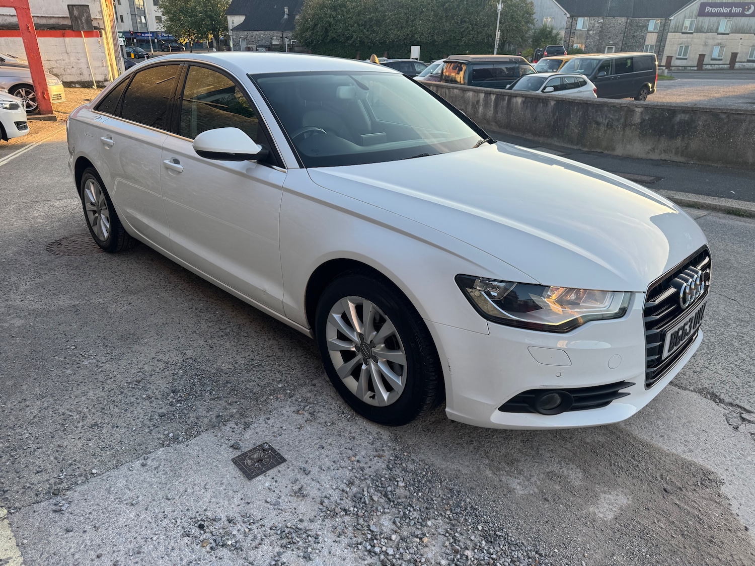 Used Audi A6 Saloon 2013 for sale - 76044751: Photo 4