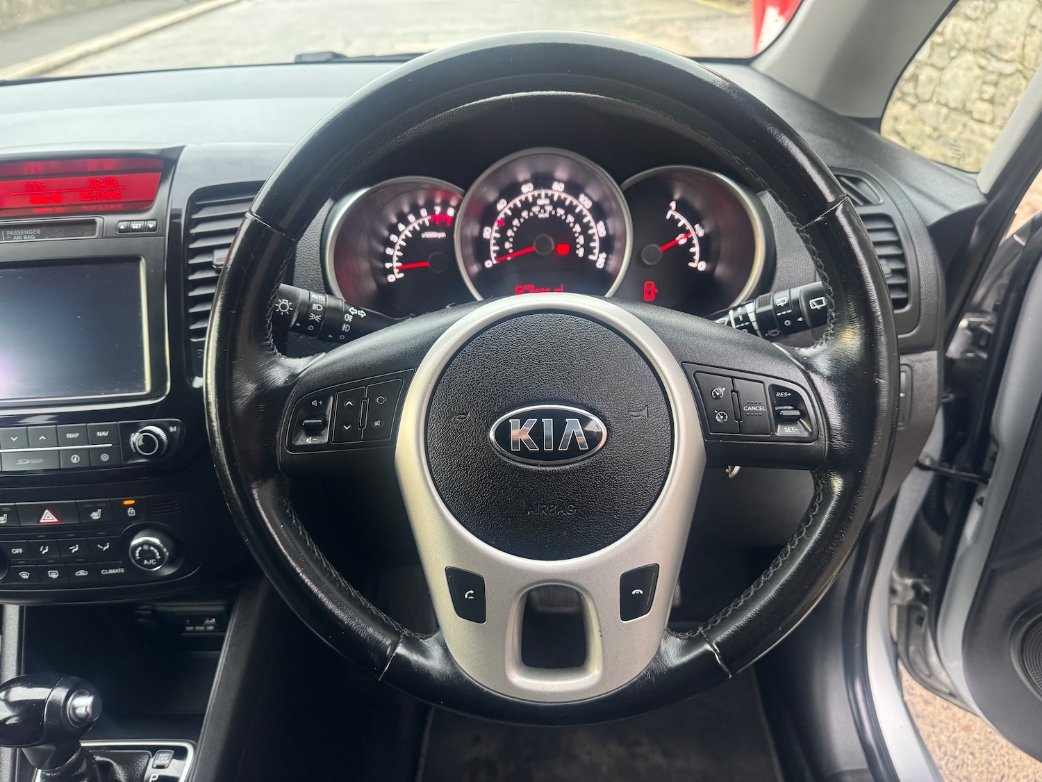 Used Kia Venga 2017 for sale - 76623758: Photo 11