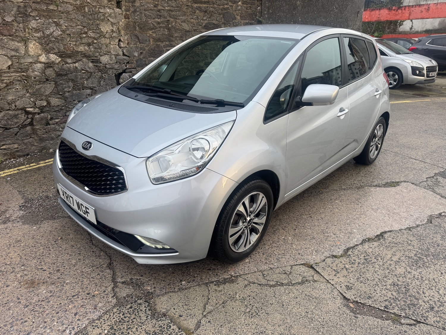 Used Kia Venga 2017 for sale - 76623758: Photo 2