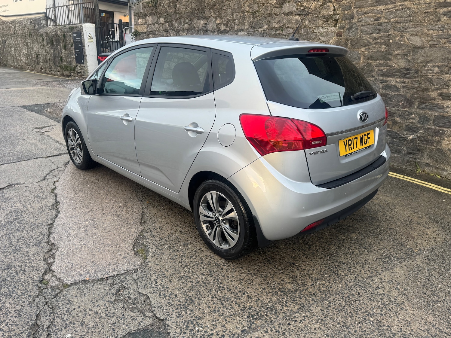 Used Kia Venga 2017 for sale - 76623758: Photo 7