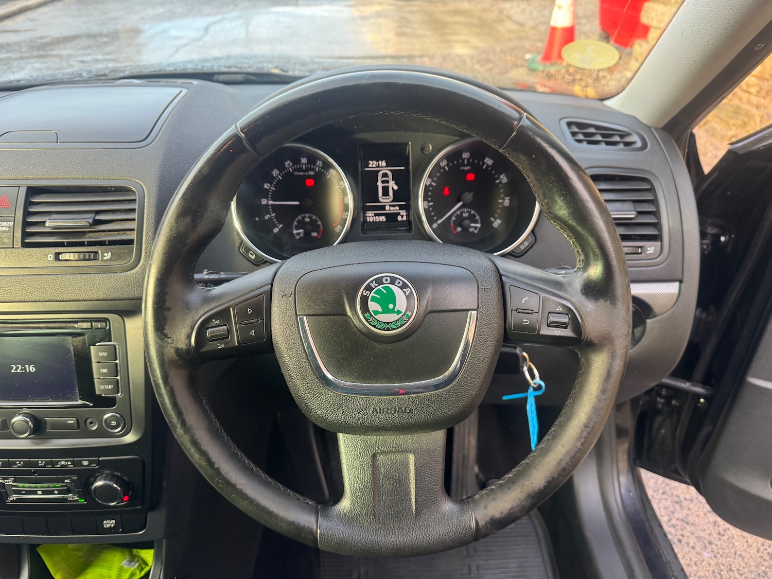 Used Skoda Yeti 2012 for sale - 76985704: Photo 10