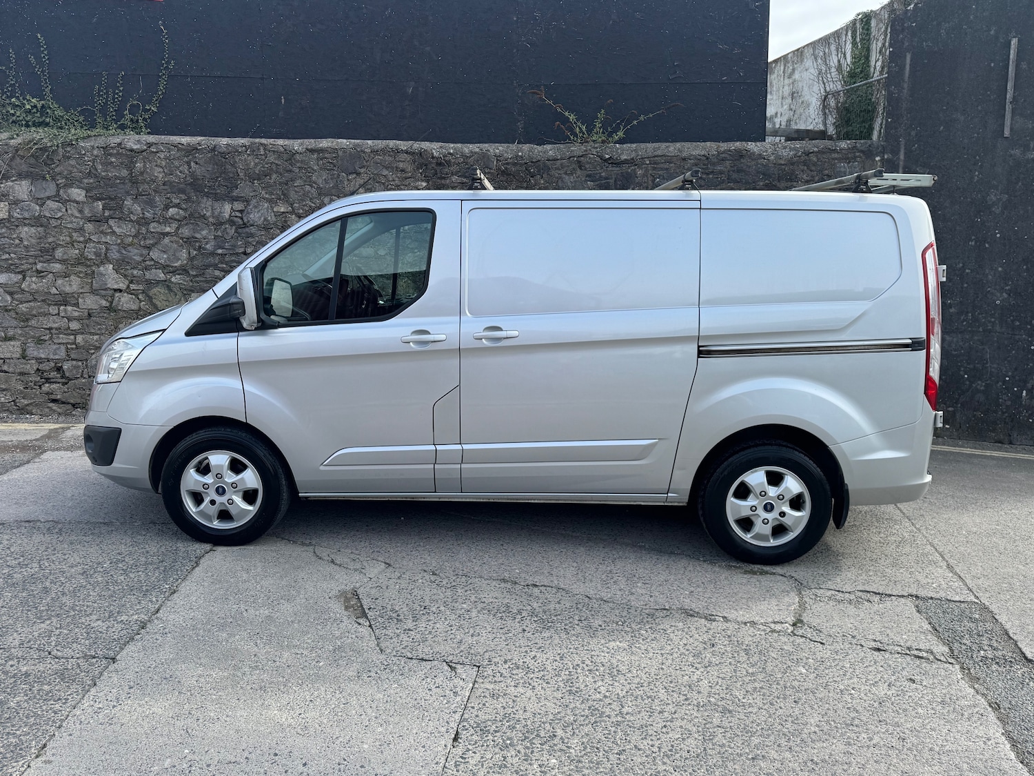 Used Ford Transit Custom 2017 for sale - 77820053: Photo 5