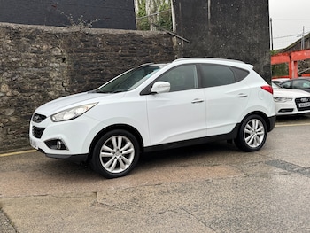 2010 (10) - 2.0 CRDi Premium 5dr 2WD