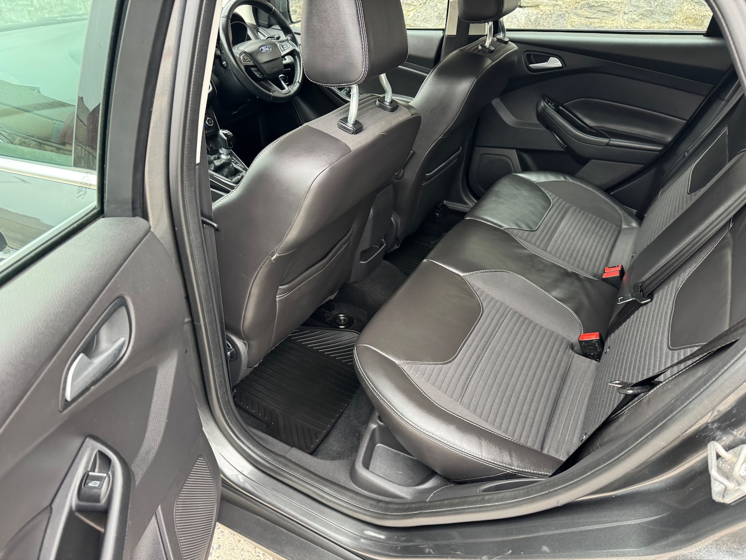 Used Ford Focus 2015 for sale - 76311718: Photo 23