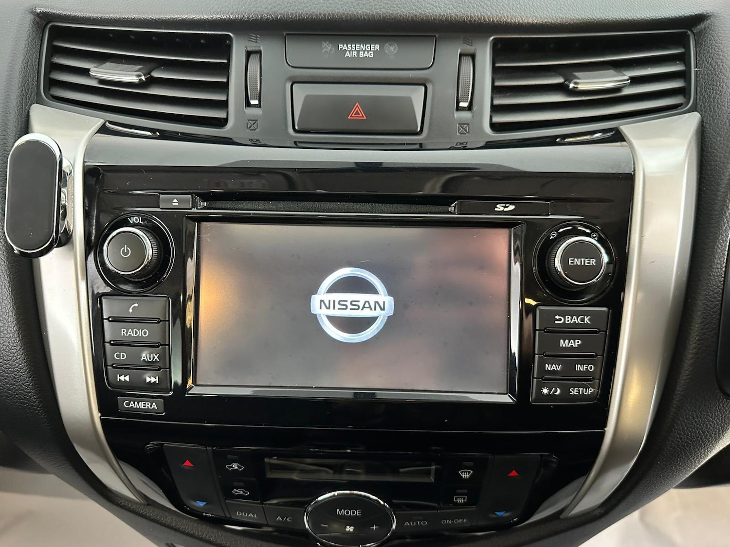 Used Nissan Navara 2018 for sale - 76327049: Photo 10