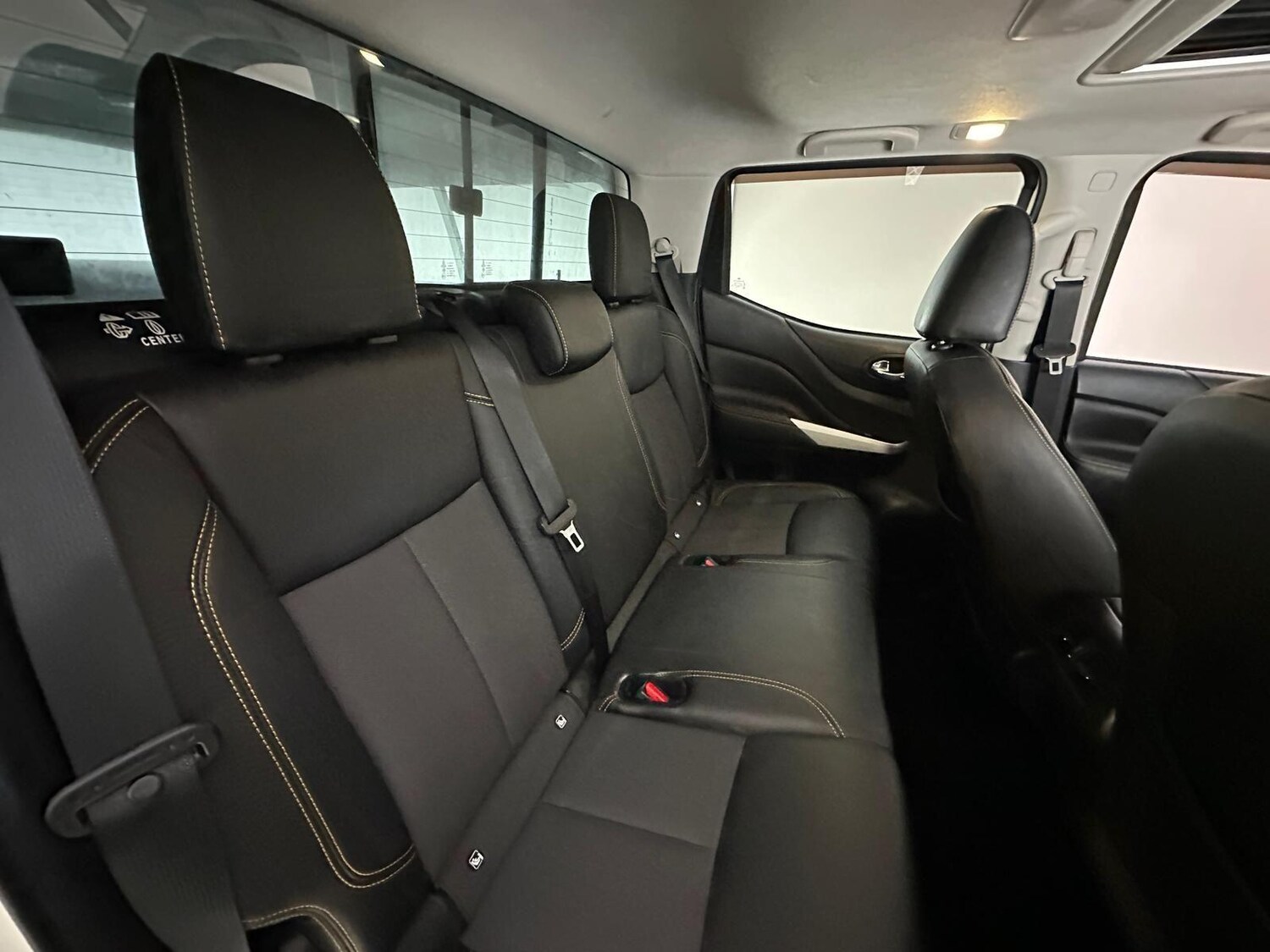 Used Nissan Navara 2018 for sale - 76327049: Photo 19