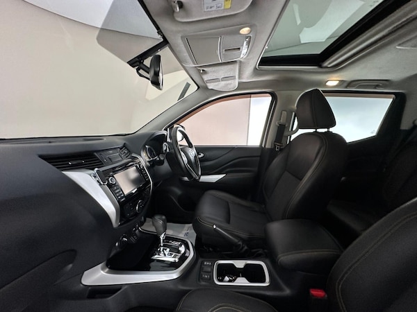 Used Nissan Navara 2018 for sale - 76327049: Photo 25