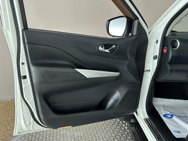 Used Nissan Navara 2018 for sale - 76327049: Photo 32