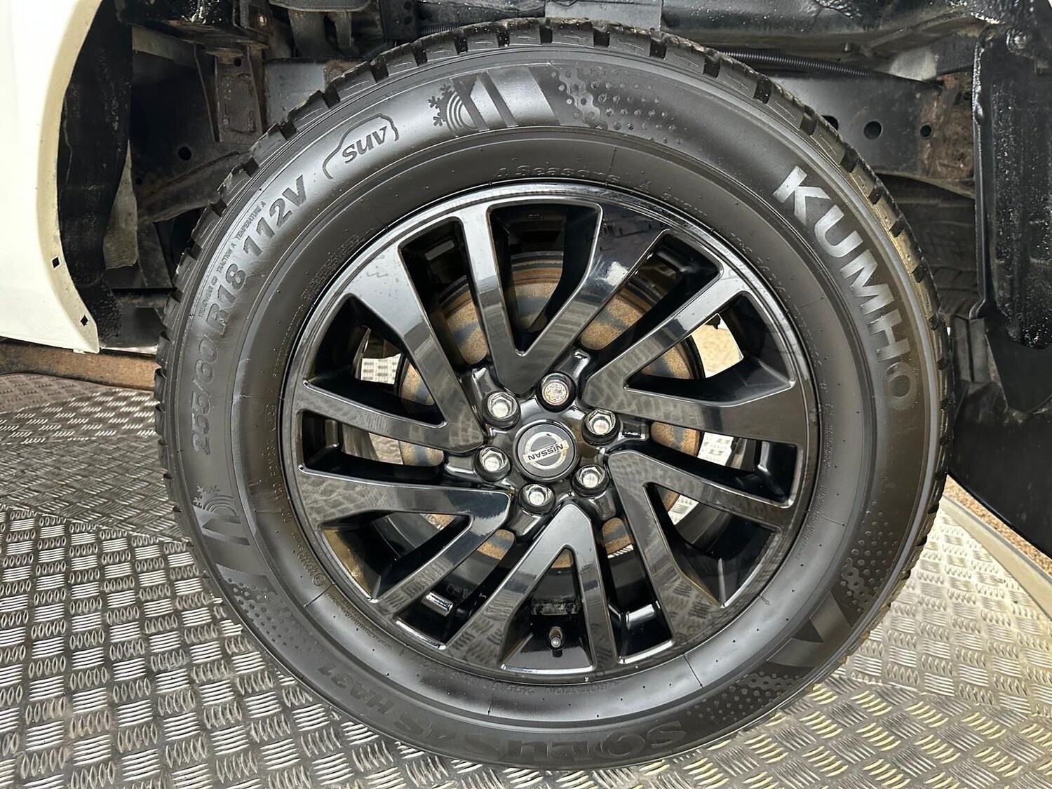 Used Nissan Navara 2018 for sale - 76327049: Photo 33