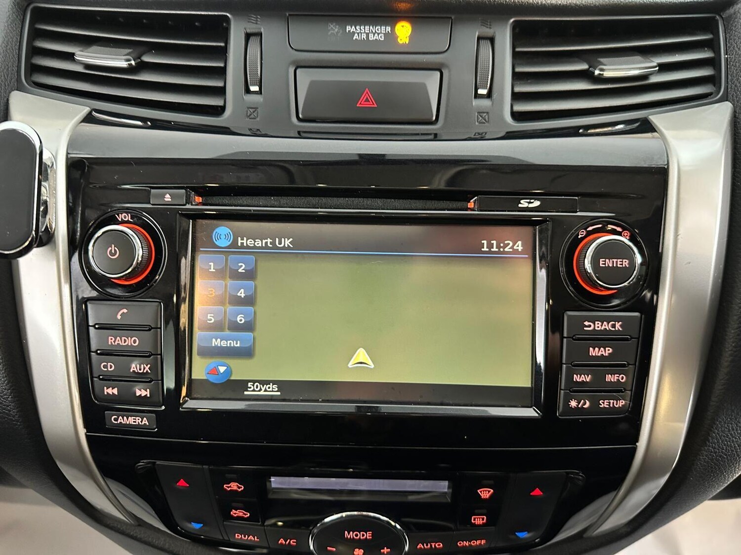 Used Nissan Navara 2018 for sale - 76327049: Photo 8