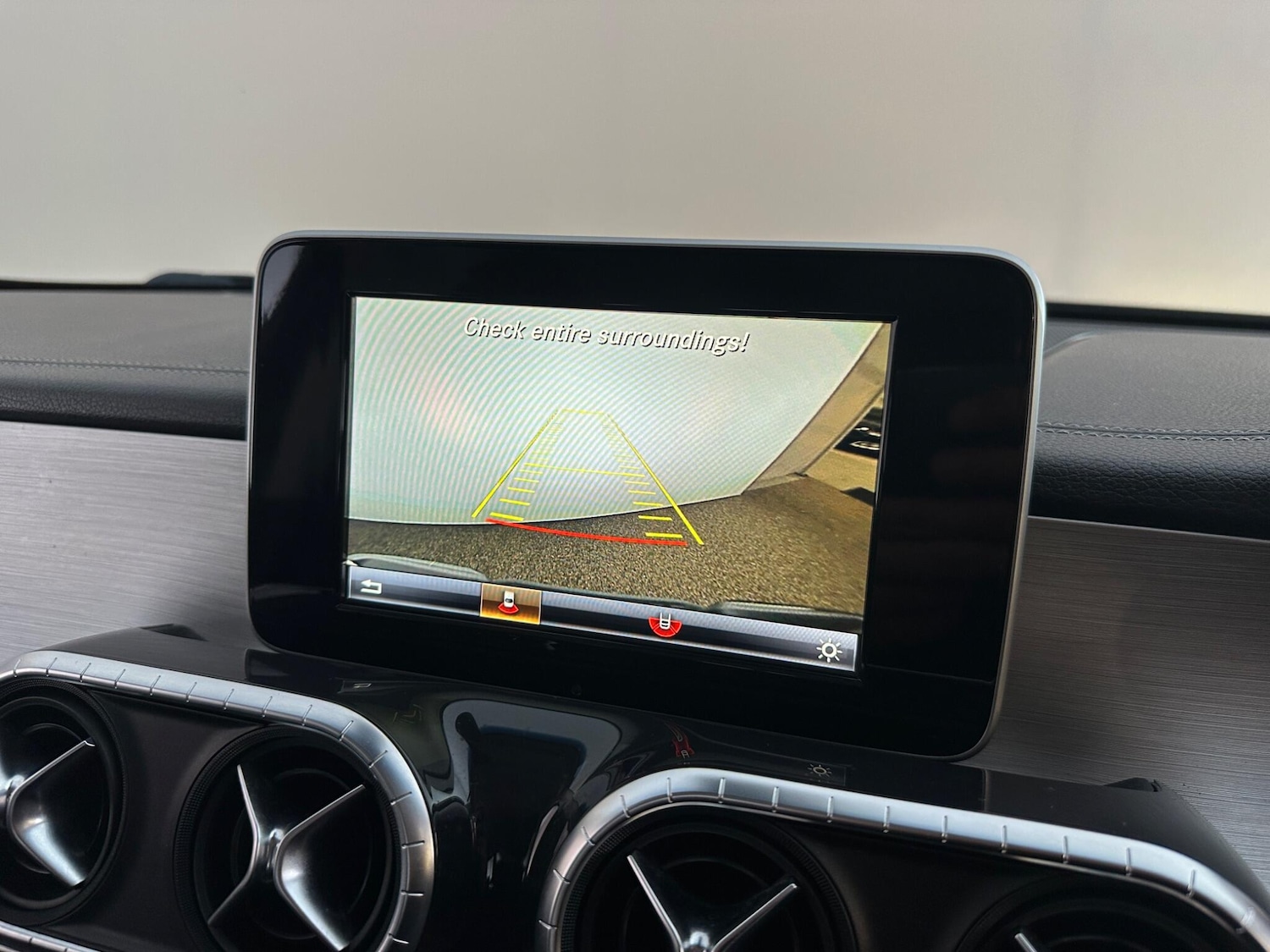 Used Mercedes-Benz X Class 2019 for sale - 77839930: Photo 12
