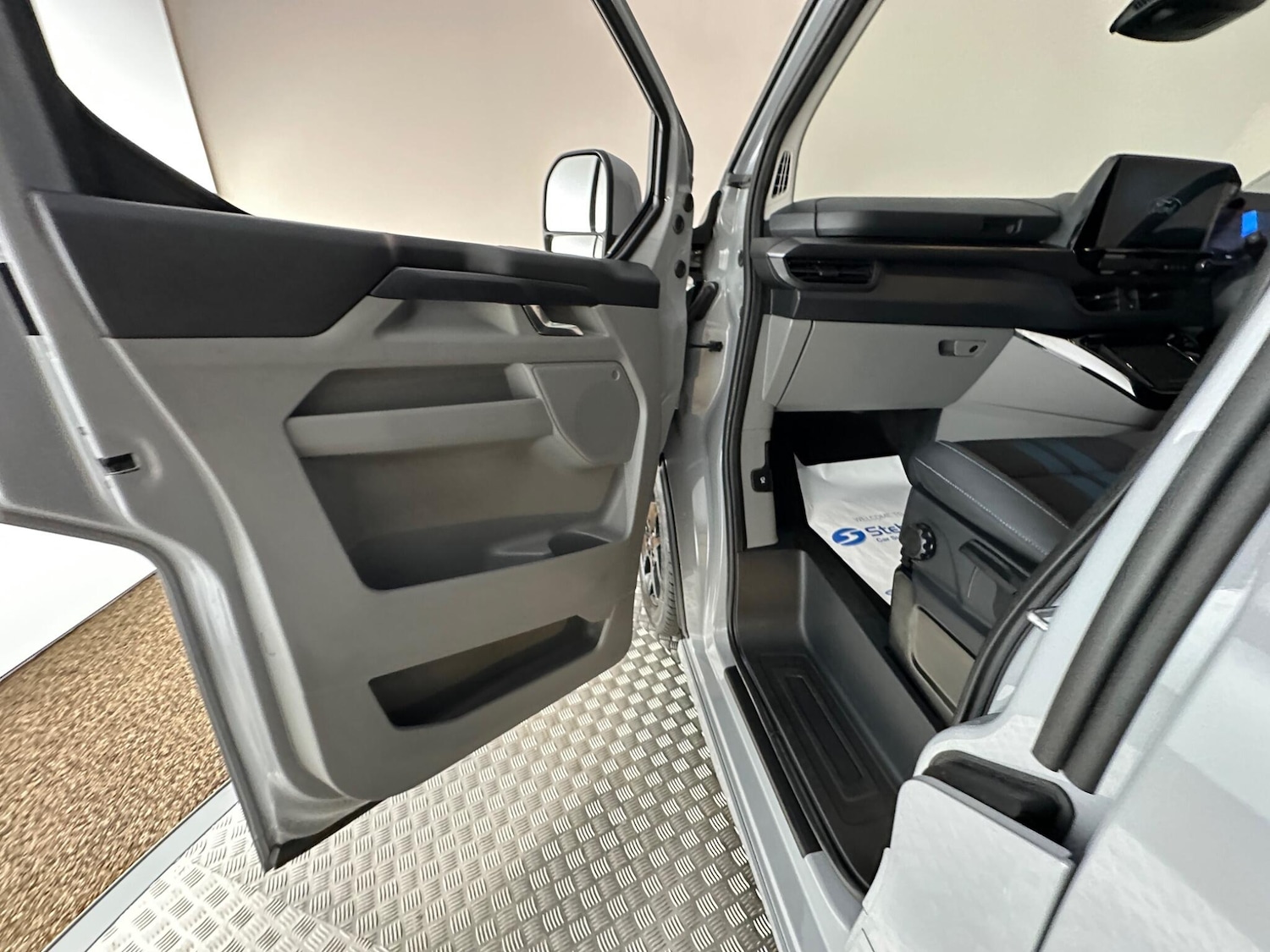 Used Ford Transit Custom 2025 for sale - 76270015: Photo 29