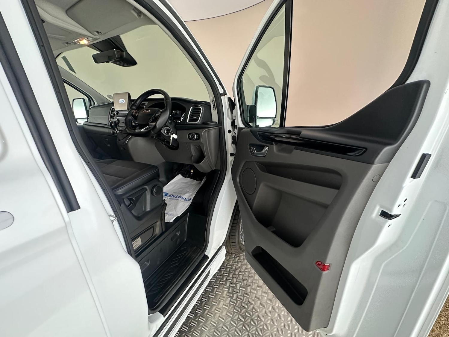Used Ford Transit Custom 2023 for sale - 76801664: Photo 41