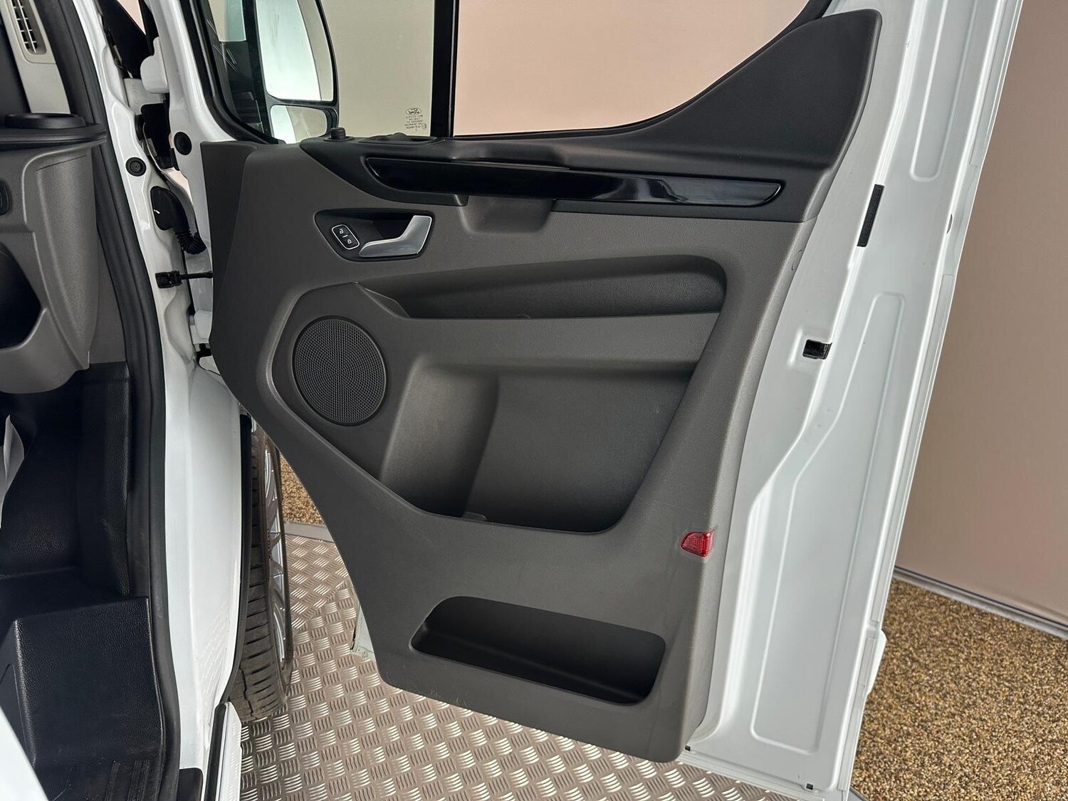 Used Ford Transit Custom 2023 for sale - 76801664: Photo 42