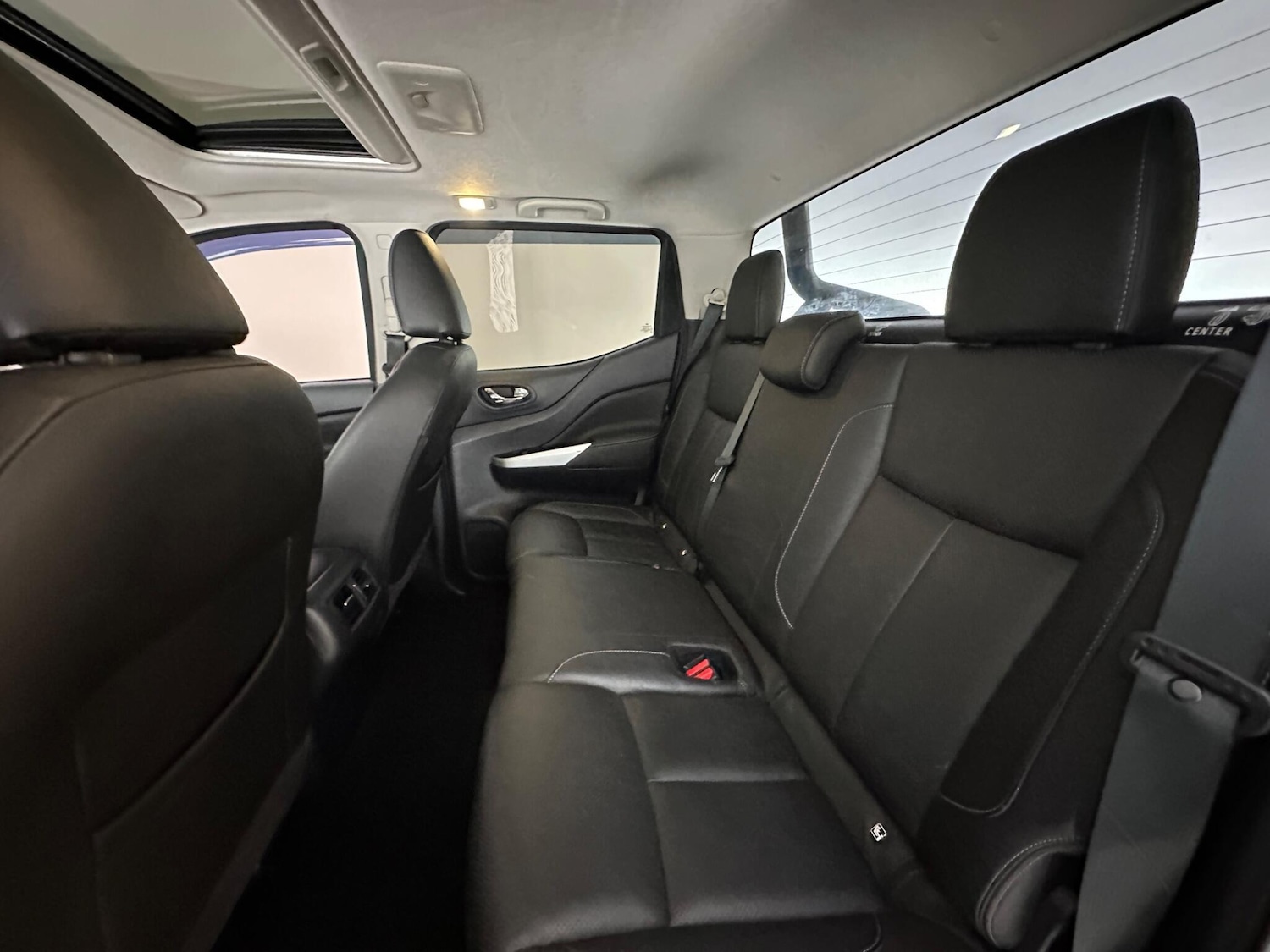 Used Nissan Navara 2019 for sale - 76200366: Photo 25