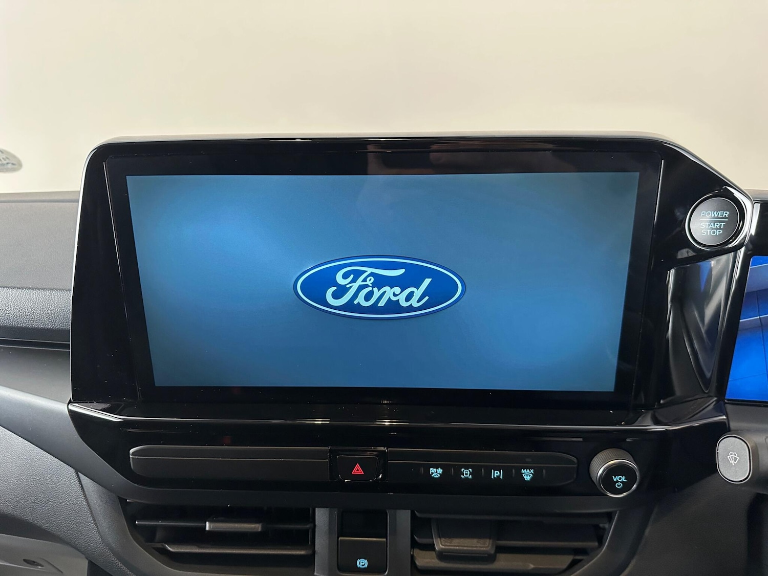 Used Ford Transit Custom 2025 for sale - 78128189: Photo 17