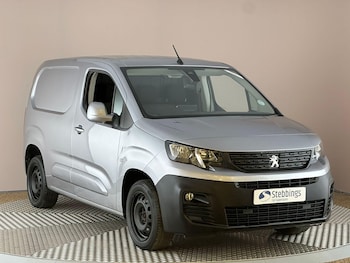 Used Peugeot Partner 2019 for sale - 77738552: Photo