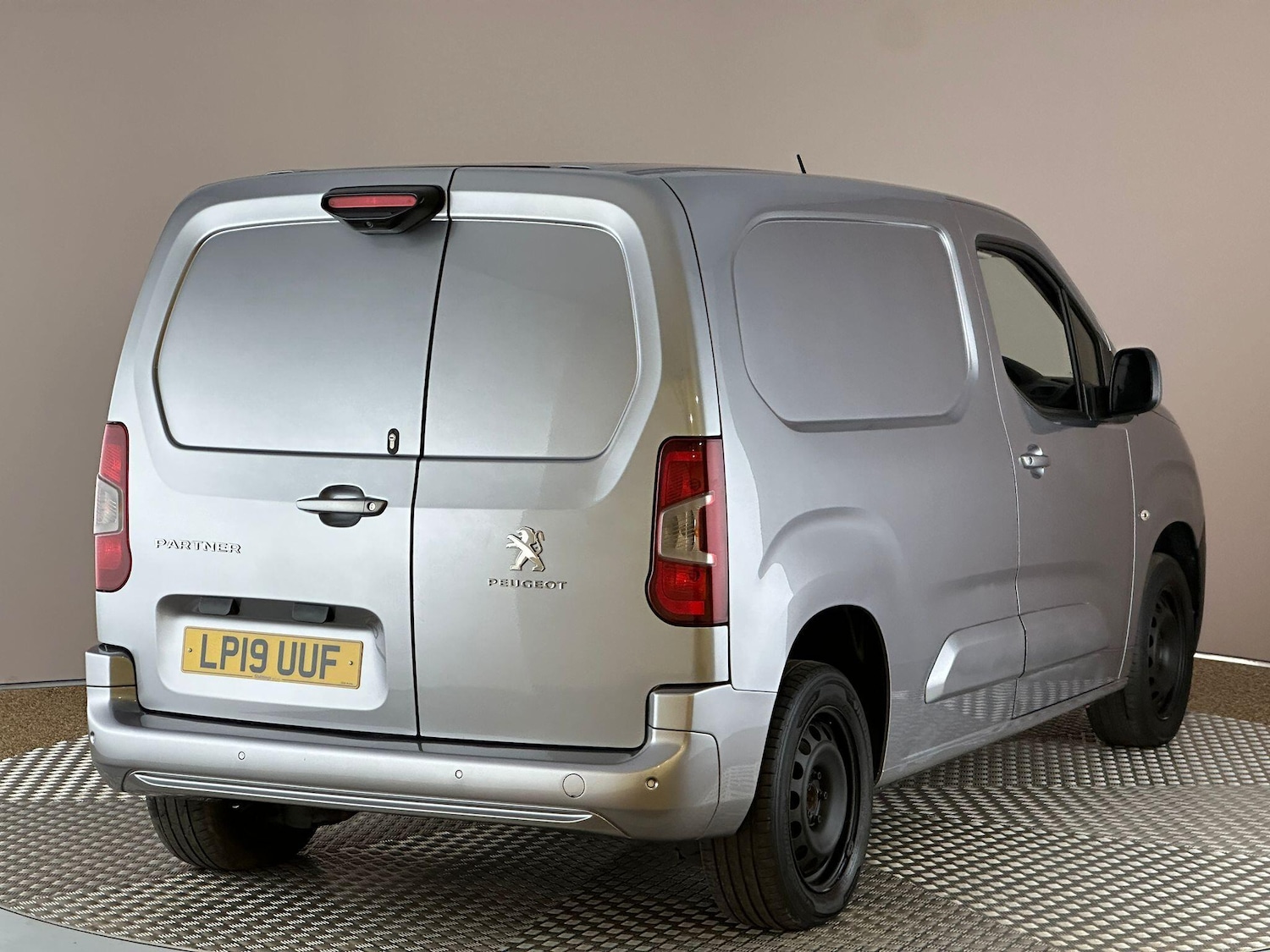 Used Peugeot Partner 2019 for sale - 77738552: Photo 9