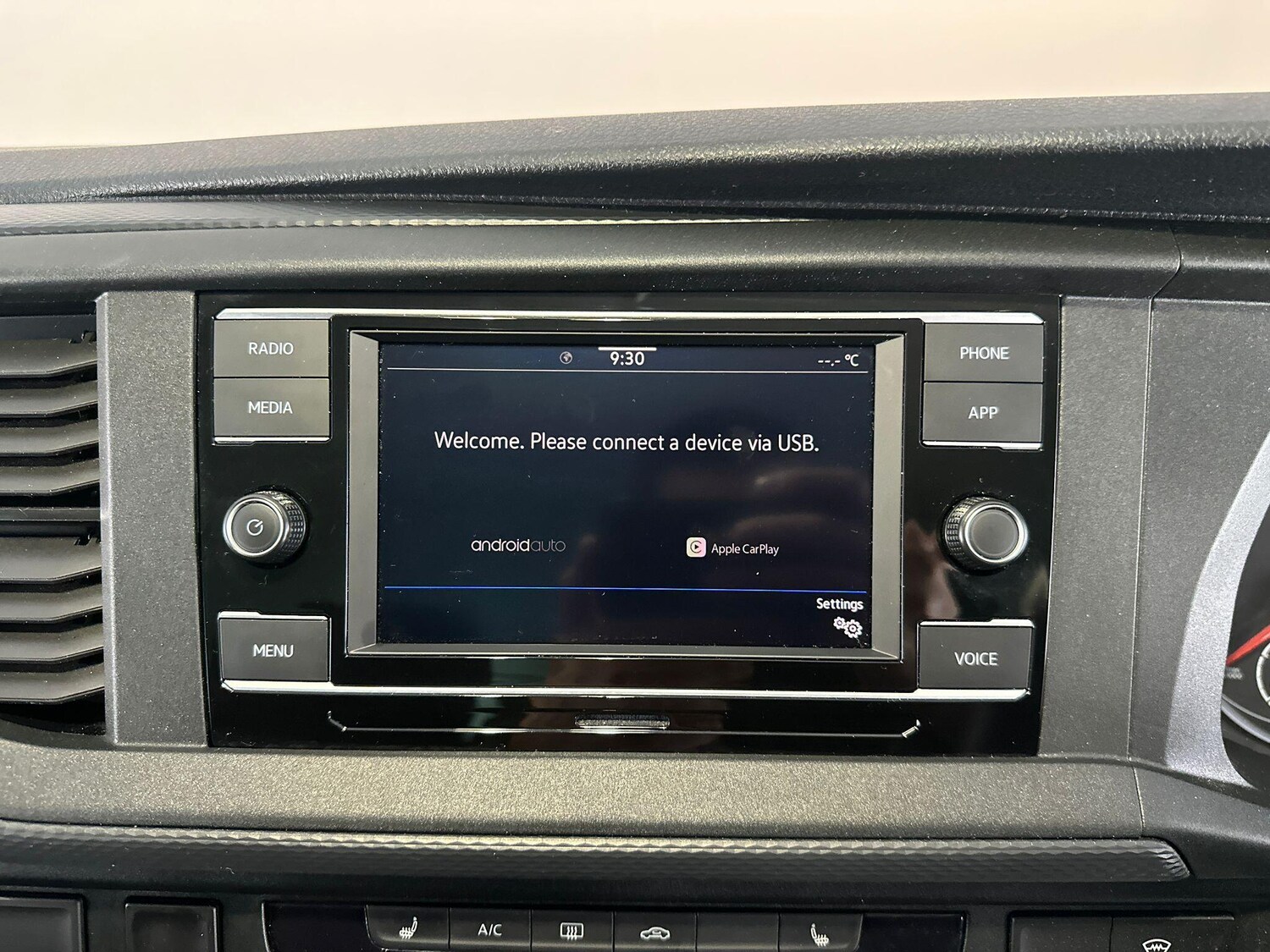 Used Volkswagen Transporter 2024 for sale - 77496199: Photo 15