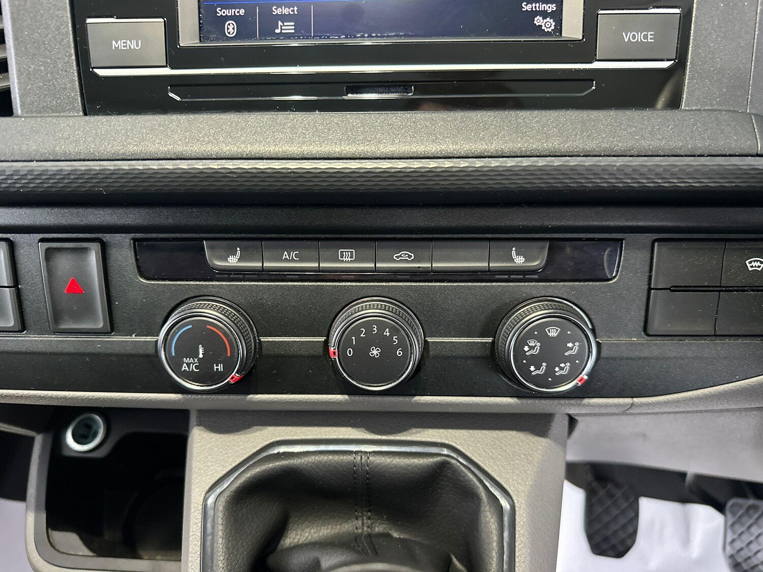 Used Volkswagen Transporter 2024 for sale - 77496199: Photo 19