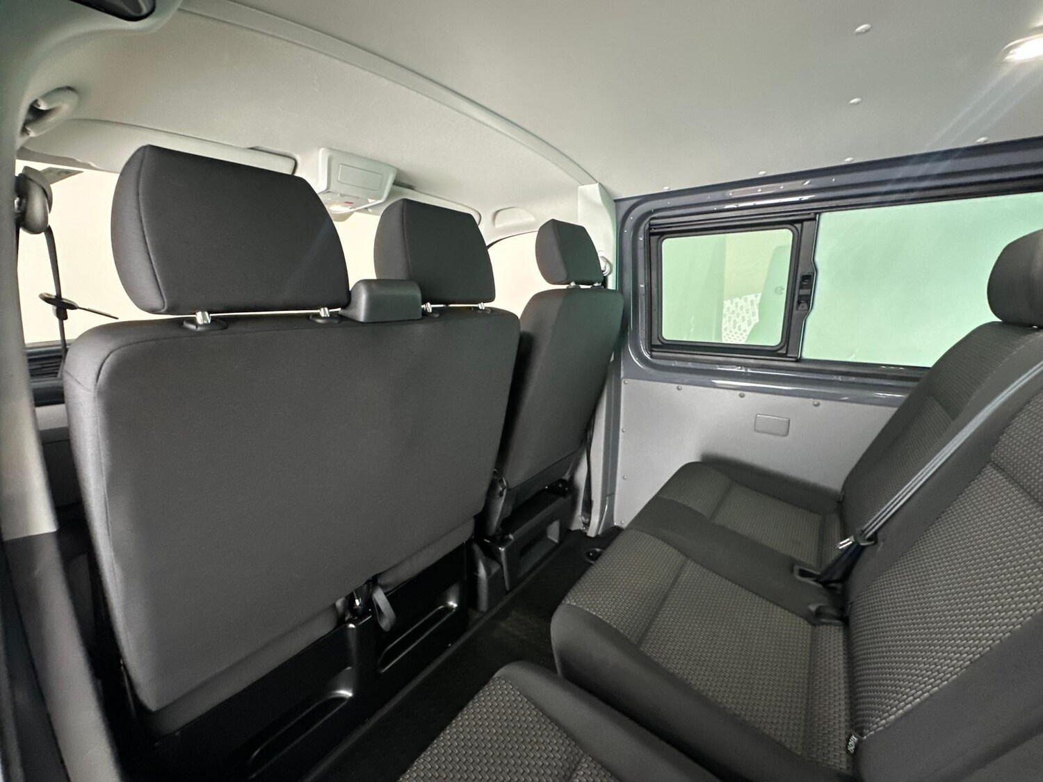 Used Volkswagen Transporter 2024 for sale - 77496199: Photo 28