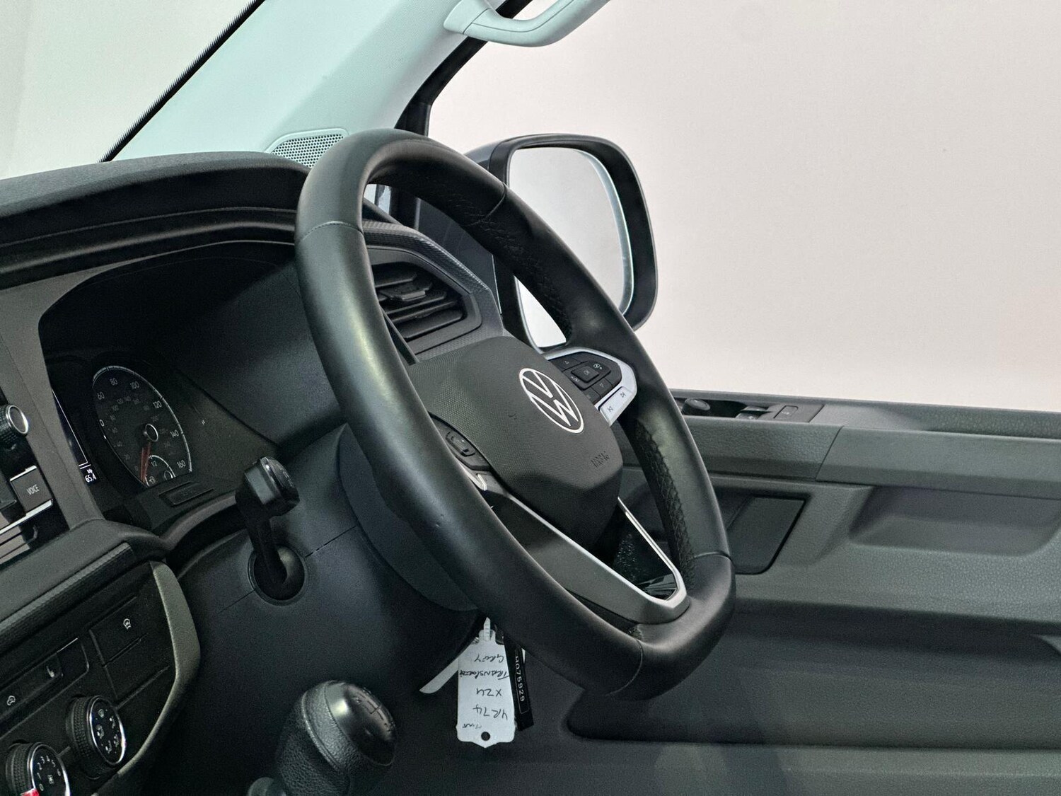 Used Volkswagen Transporter 2024 for sale - 77496199: Photo 33