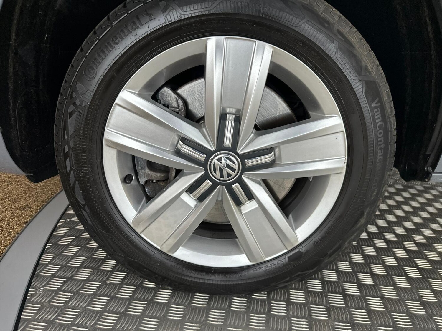 Used Volkswagen Transporter 2024 for sale - 77496199: Photo 39