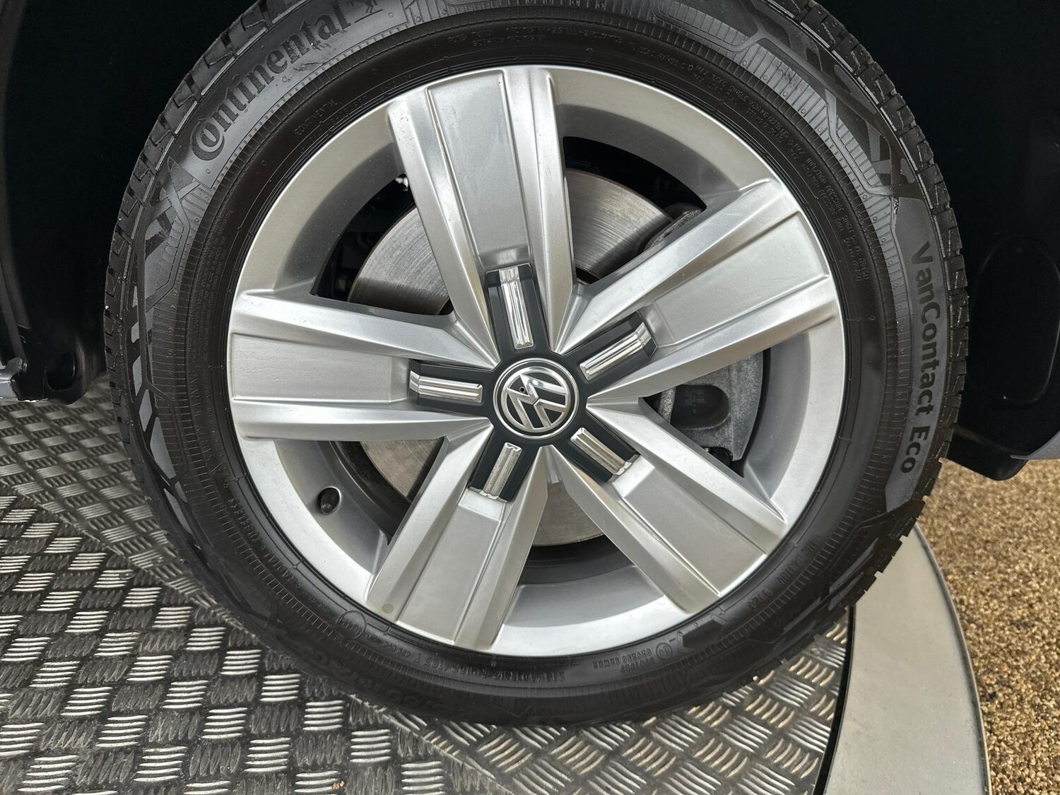 Used Volkswagen Transporter 2024 for sale - 77496199: Photo 40