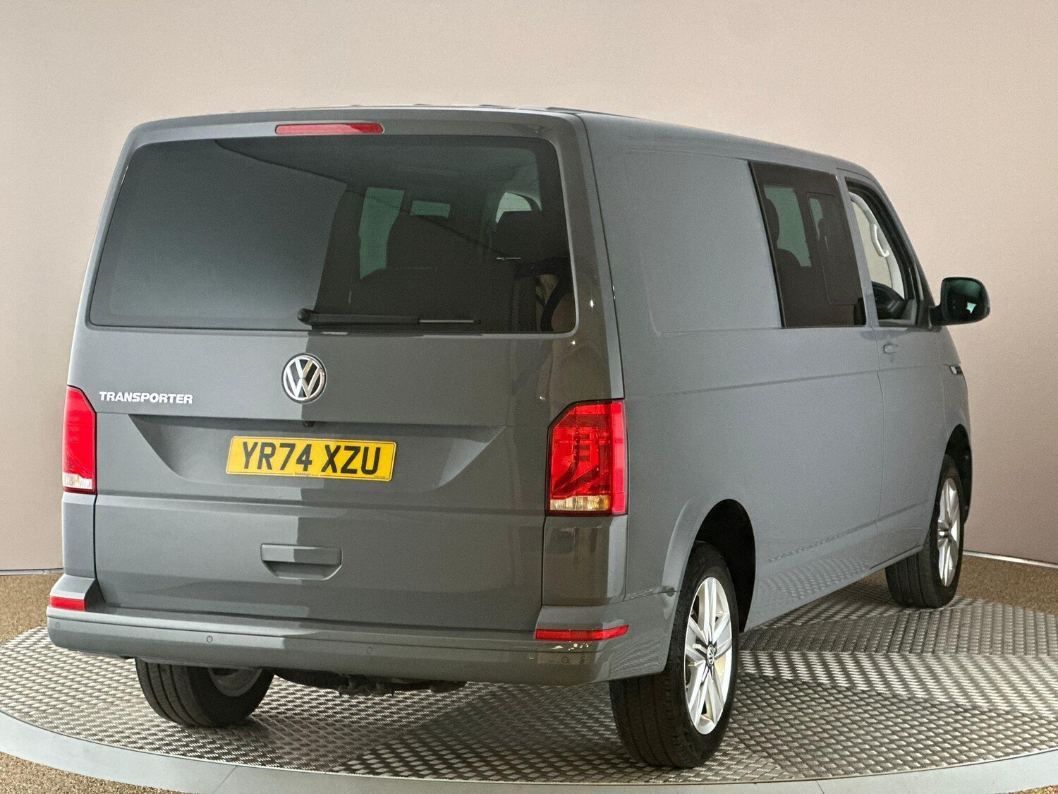 Used Volkswagen Transporter 2024 for sale - 77496199: Photo 9