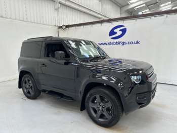 Used Land Rover Defender 90 2025 for sale - 75102814: Photo