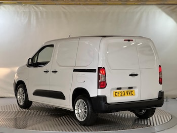 Used Citroen Berlingo 2023 for sale - 76498758: Photo