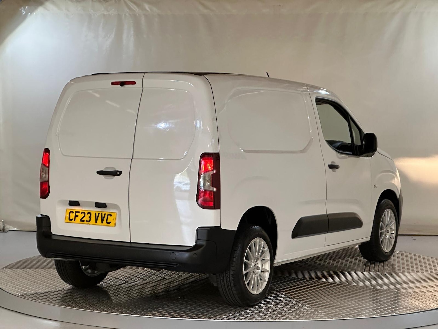 Used Citroen Berlingo 2023 for sale - 76498758: Photo 6