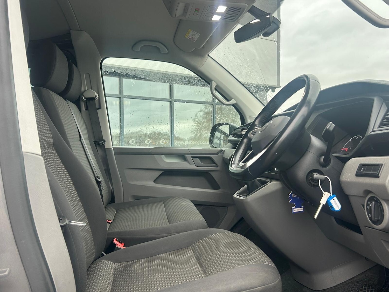 Used Volkswagen Transporter 2021 for sale - 77852910: Photo 3