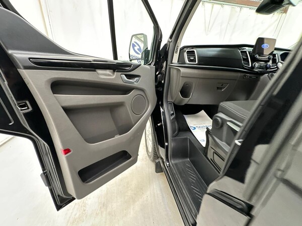 Used Ford Transit Custom 2023 for sale - 75387608: Photo 32