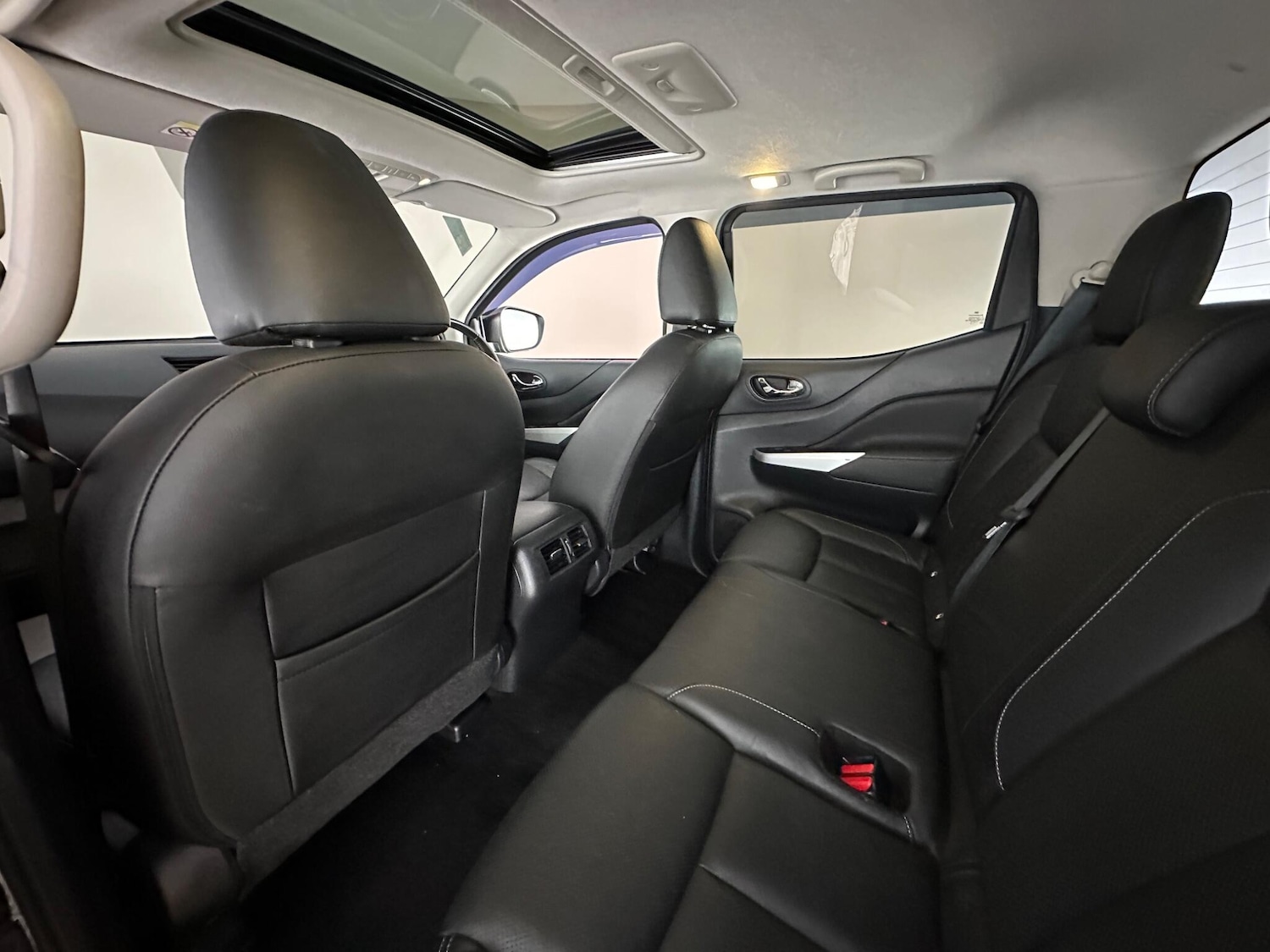 Used Nissan Navara 2019 for sale - 76995890: Photo 24