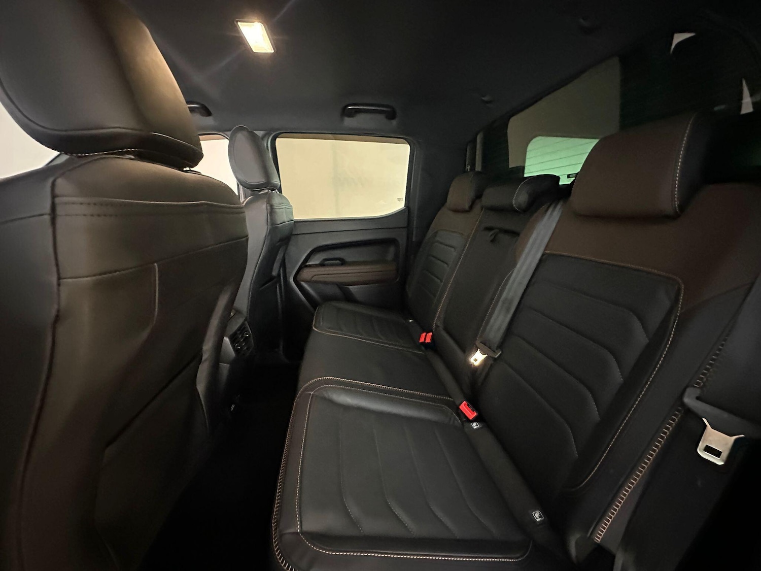 Used Volkswagen Amarok 2024 for sale - 78170661: Photo 34