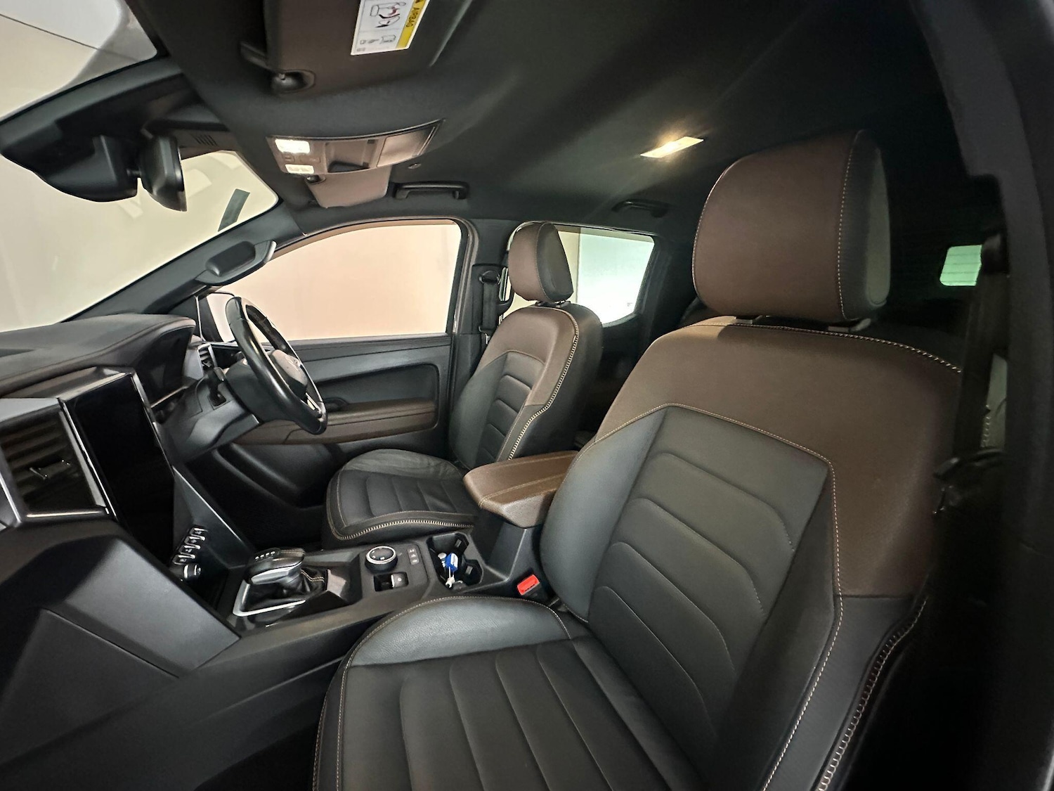 Used Volkswagen Amarok 2024 for sale - 78170661: Photo 36