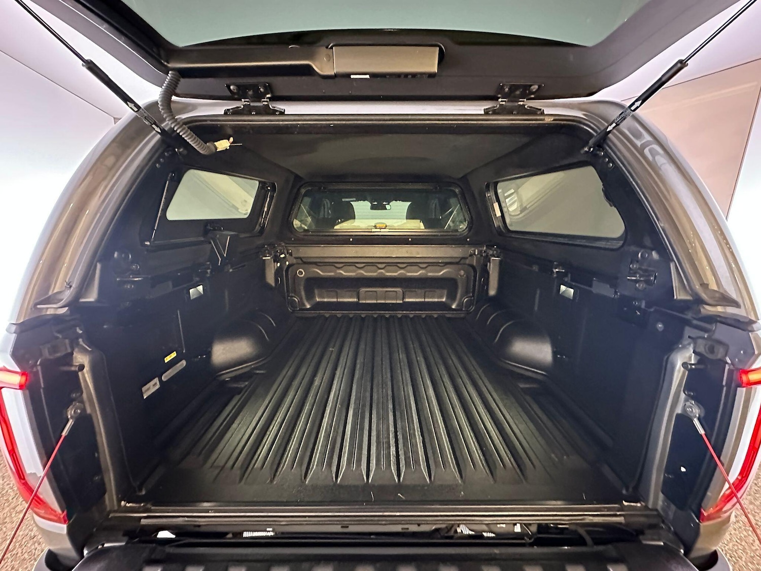 Used Volkswagen Amarok 2024 for sale - 78170661: Photo 44