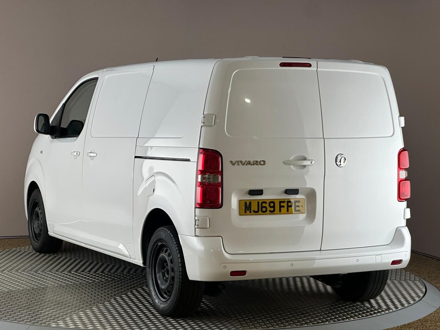 Used Vauxhall Vivaro for sale - 77695892: Photo 7