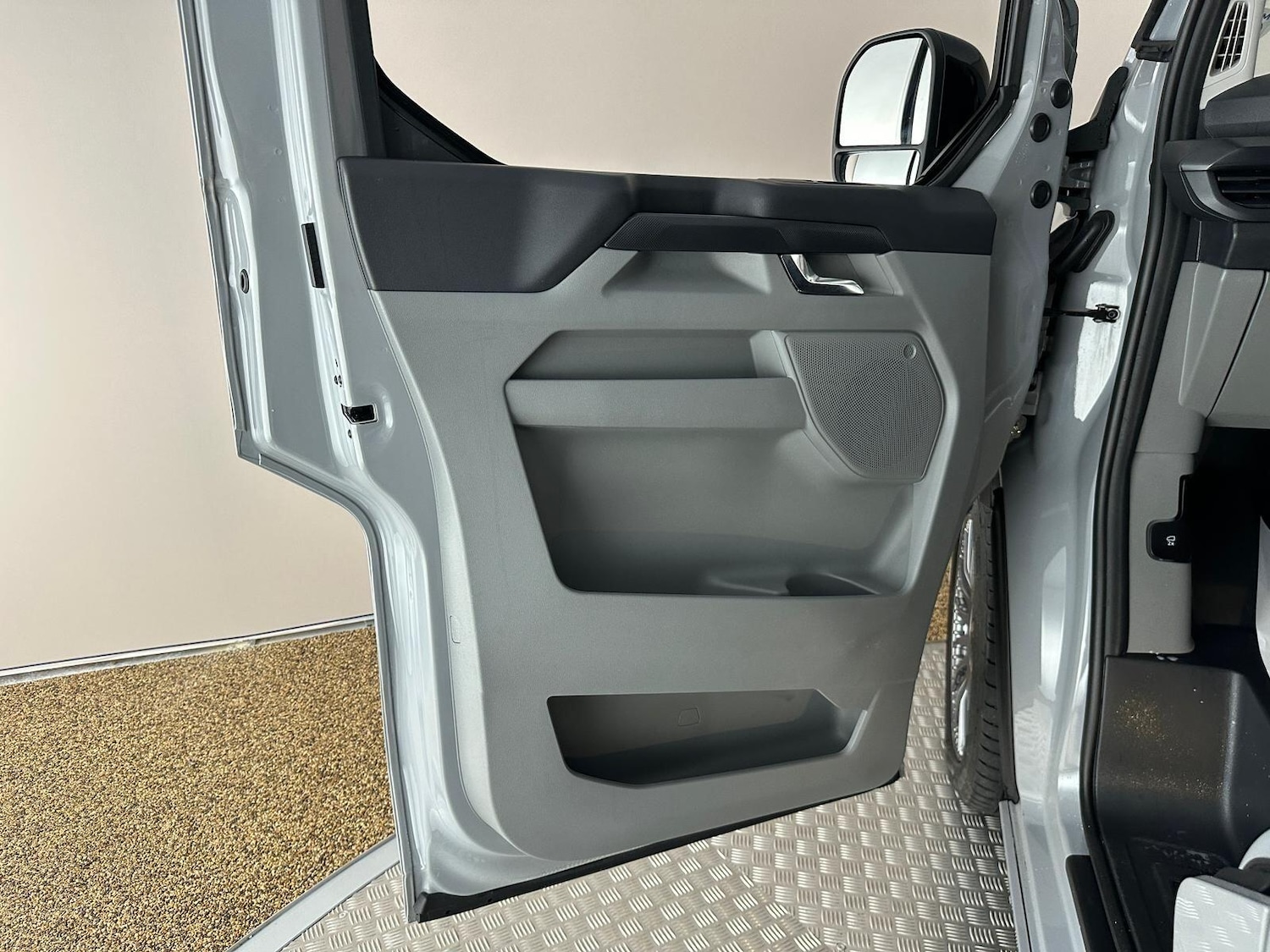 Used Ford Transit Custom 2025 for sale - 76498463: Photo 33