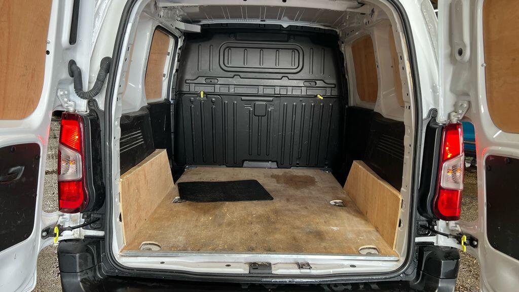 Used Peugeot Partner 2023 for sale - 77279424: Photo 12