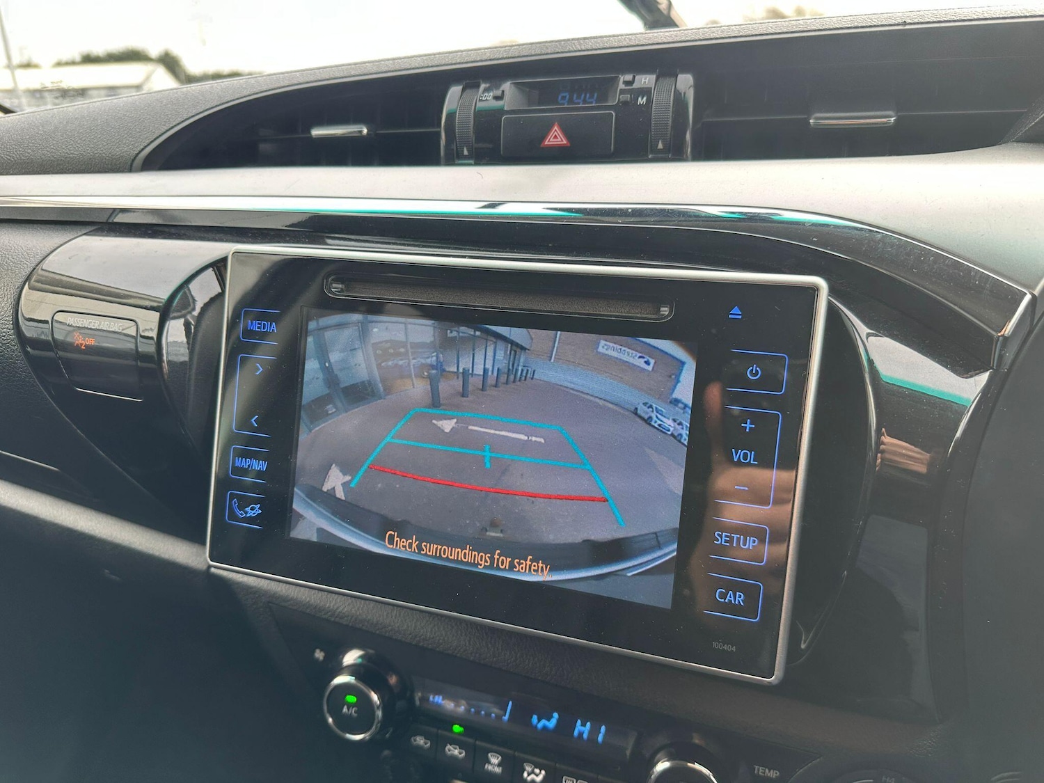 Used Toyota Hilux 2017 for sale - 77853740: Photo 5