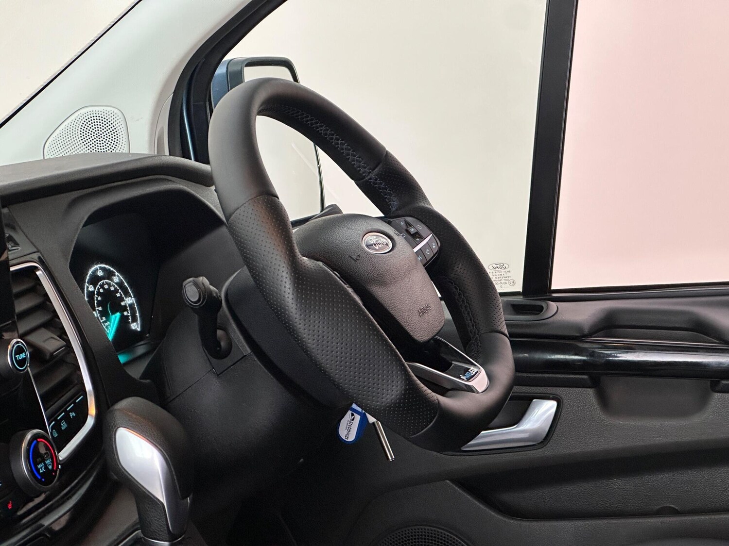 Used Ford Transit Custom 2023 for sale - 77549802: Photo 24