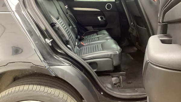 Used Land Rover Discovery 2024 for sale - 76270767: Photo 7