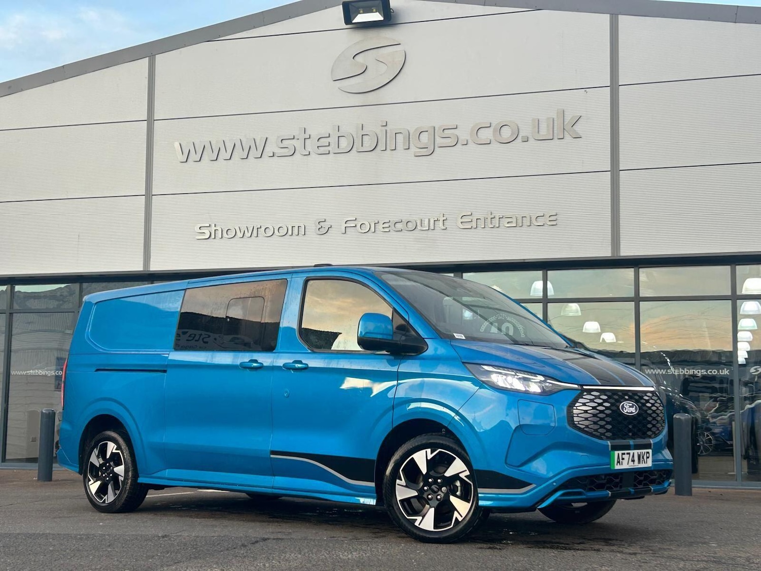 Used Ford Transit Custom 2024 for sale - 76633873: Photo 1