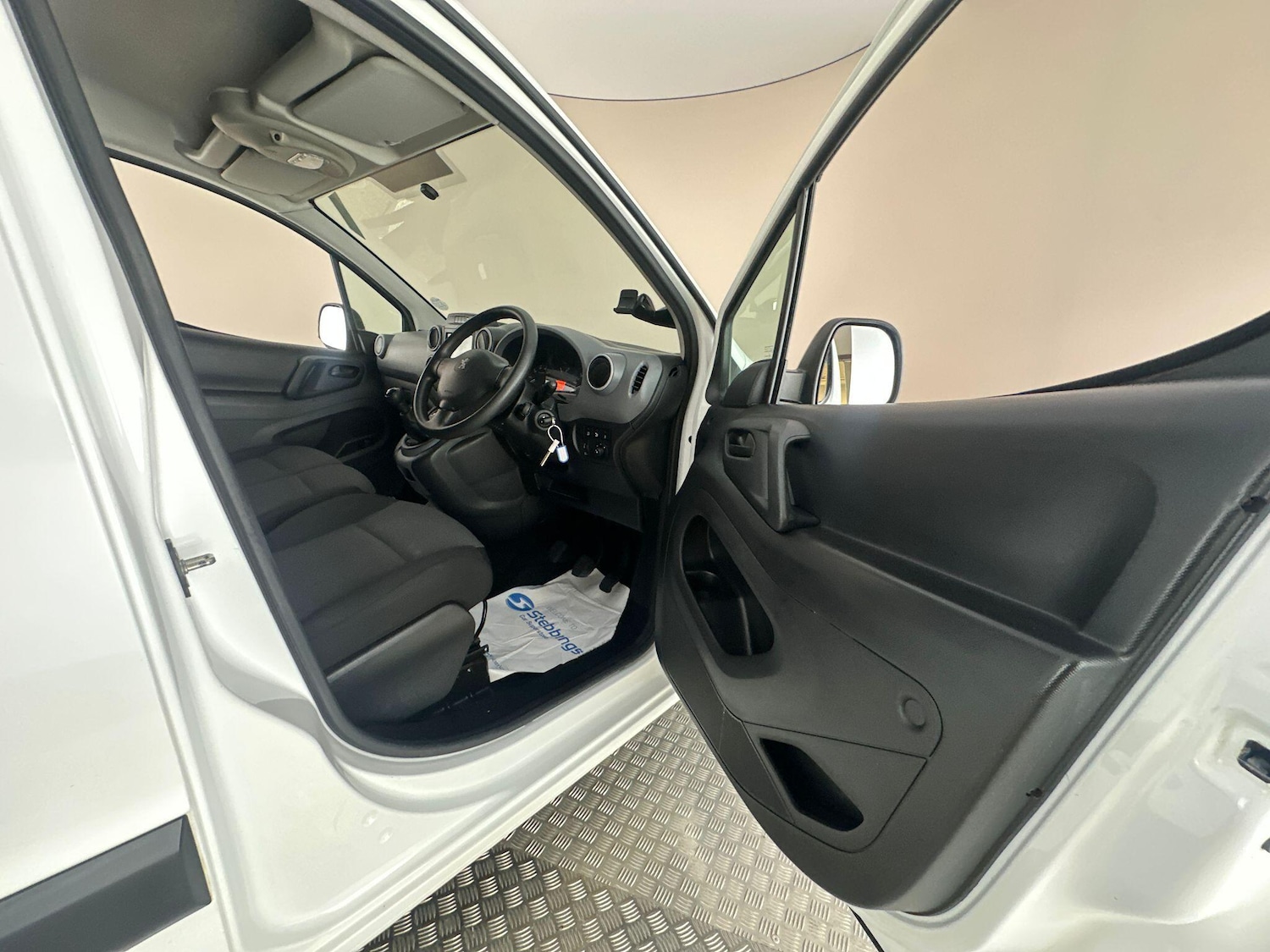 Used Peugeot Partner 2017 for sale - 77510149: Photo 12